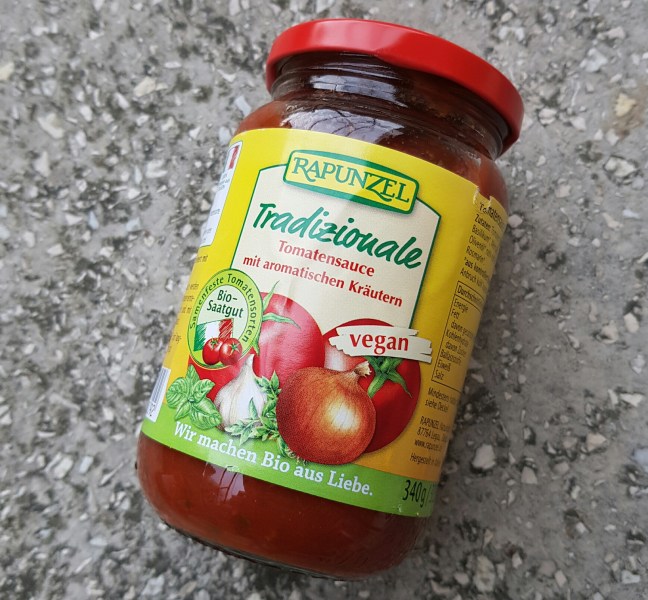 Sos tomate tradițional Sos vegan tradițional