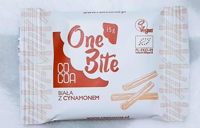 Cocoa vegan one bite ciocolată vegana cu scortisoara Cocoa vegan one bite ciocolată vegana cu scorțișoară
