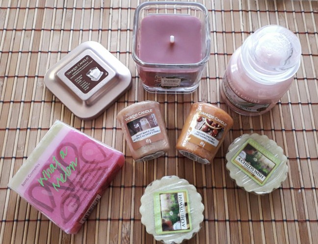 Yankee candle lumânări parfumate sweet orange spice rainbow cookie votive tarta parfumata votive what a melon bomb cosmetics Yankee candle lumânări parfumate sweet orange spice rainbow cookie votive tarta parfumata votive what a melon bomn cosmetics