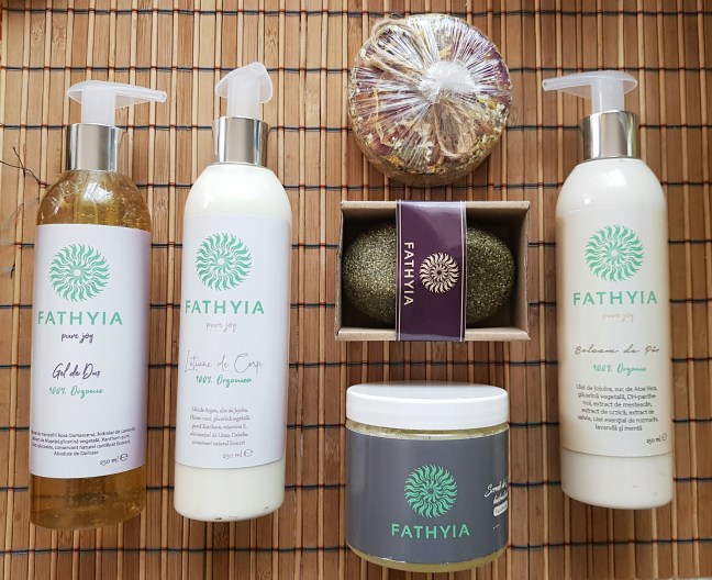 Fathyia vegan cruelty-free organic natural șampon gel de duș balsam pentru păr loțiune de corp turtiță de baie scrub de corp Fathyia vegan cruelty-free organic natural șampon gel de duș balsam pentru păr loțiune de corp turtiță de baie scrub de corp