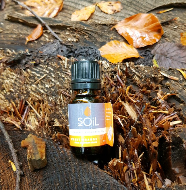 SOiL - Uleiuri esențiale, organice, pentru aromaterapie, masaj și relaxare portocale SOiL - Uleiuri esențiale, organice, pentru aromaterapie, masaj și relaxare