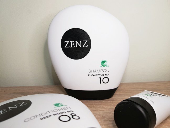 Zenz Organic, i+m Naturkosmetik Berlin, vegan, cruelty-free, Glanz, balance, volum, strălucire, deep wood, eucalipt, sampon, balsam, narah, organic