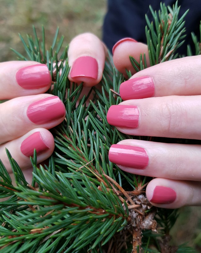 Ojă 7 free Avril Roz Patinat vegan netestat pe animale Ojă 7 free Avril Roz Patinat vegan netestat pe animale