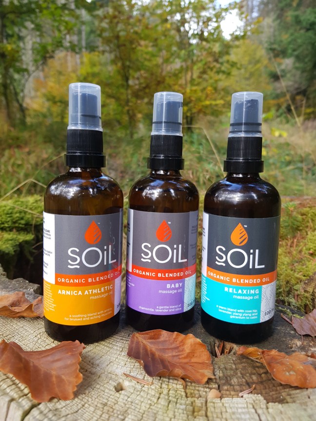 SOiL - Uleiuri organice pentru masaj și relaxare - Relaxing, Arnica Athletic și Baby vegan și cruelty-free SOiL - Uleiuri organice pentru masaj și relaxare - Relaxing, Arnica Athletic și Baby vegan și cruelty-free
